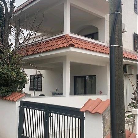 Apartments Amfa Biograd Na Moru Eksteriør billede