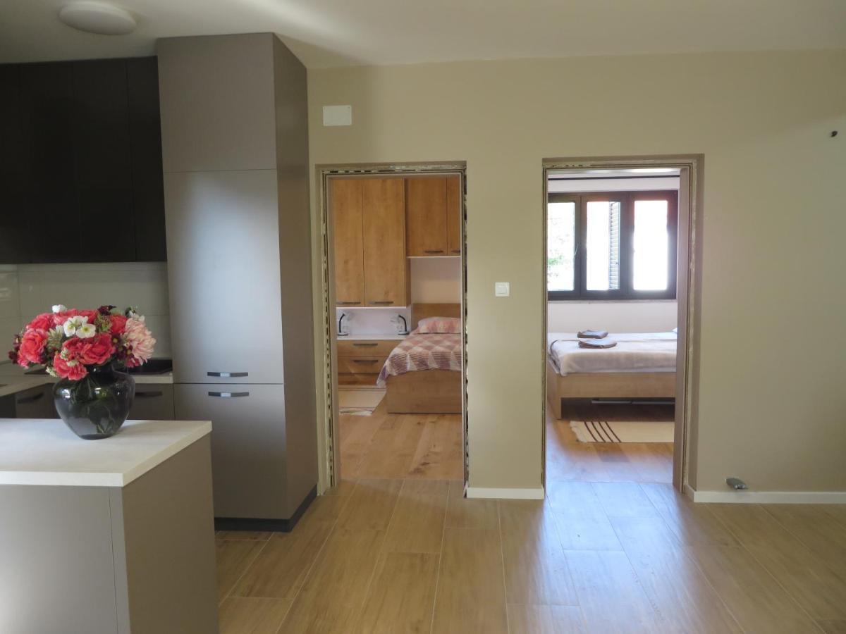 Apartments Amfa Biograd Na Moru Eksteriør billede