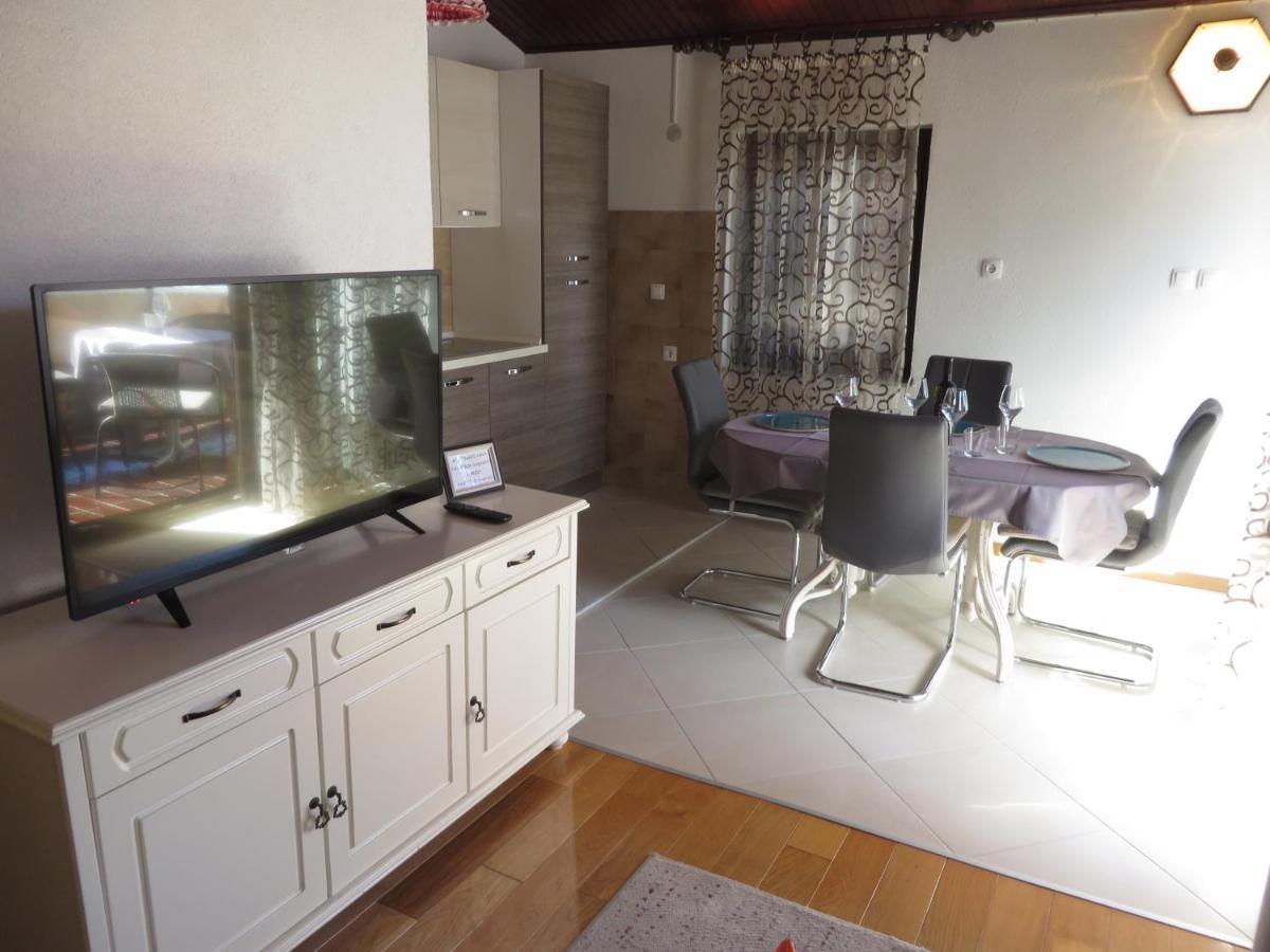 Apartments Amfa Biograd Na Moru Eksteriør billede