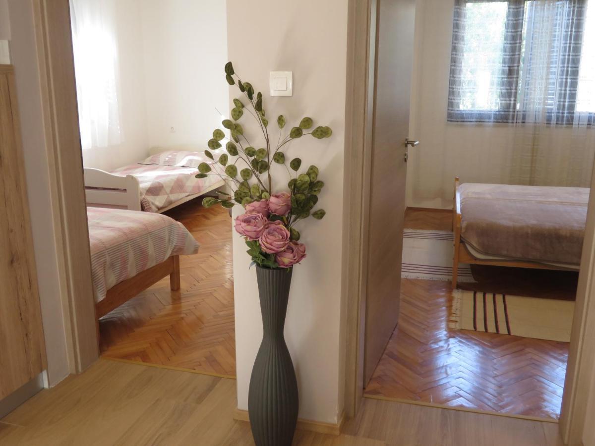 Apartments Amfa Biograd Na Moru Eksteriør billede