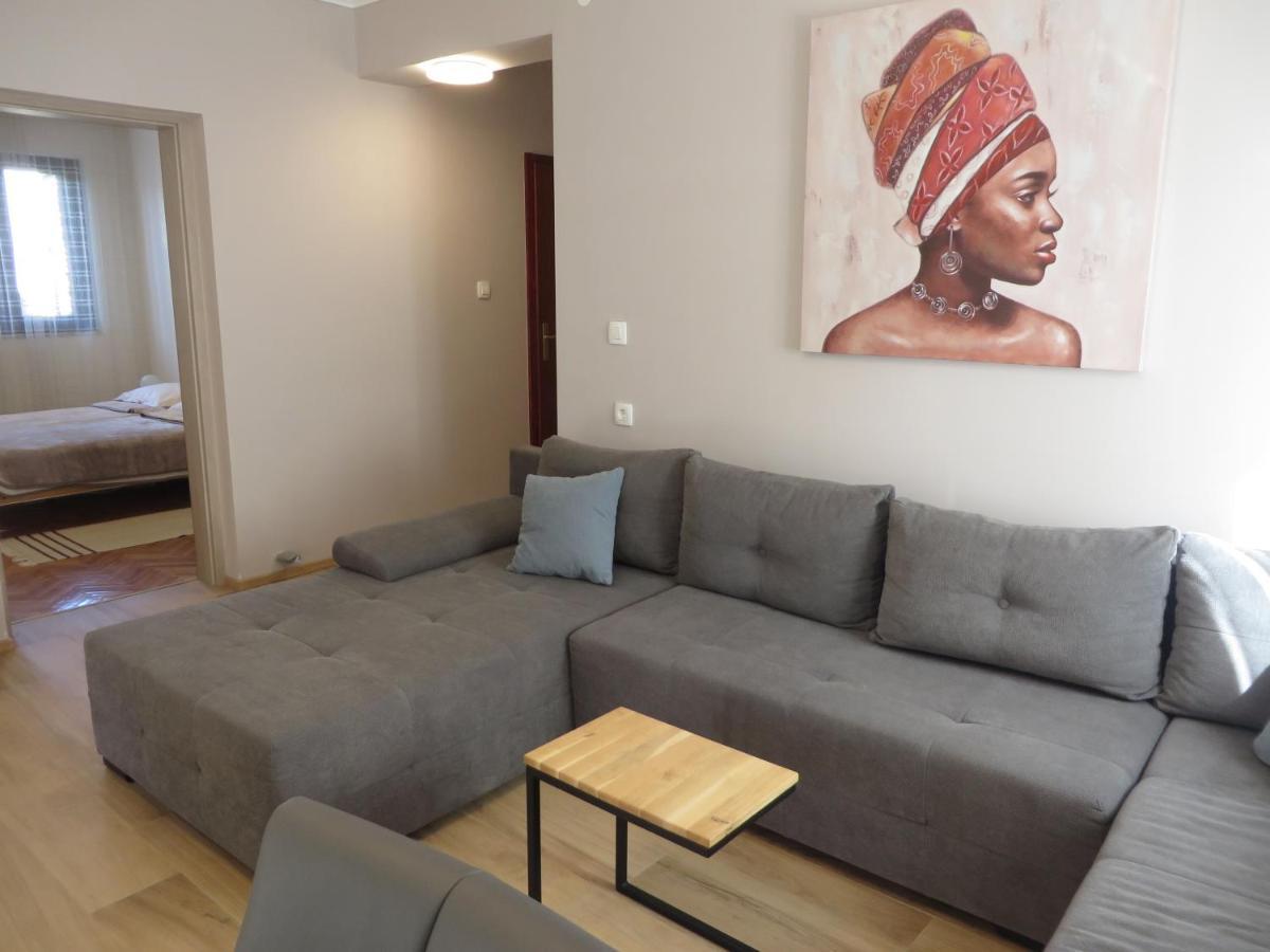 Apartments Amfa Biograd Na Moru Eksteriør billede