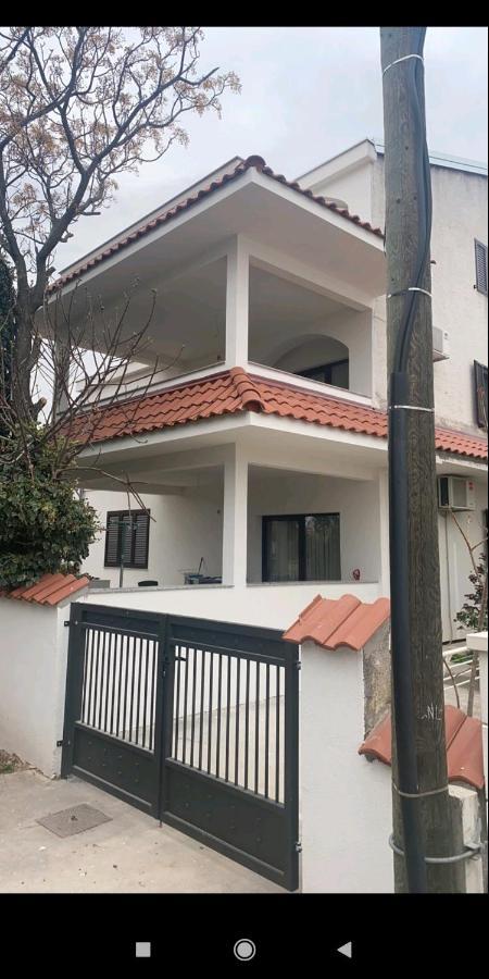 Apartments Amfa Biograd Na Moru Eksteriør billede